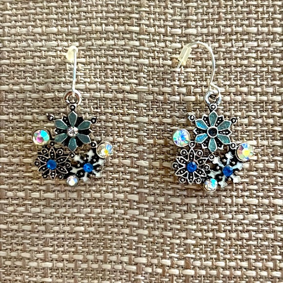 Blue & Silver Snowflake 1.25” Dangle Earrings - Picture 1 of 4